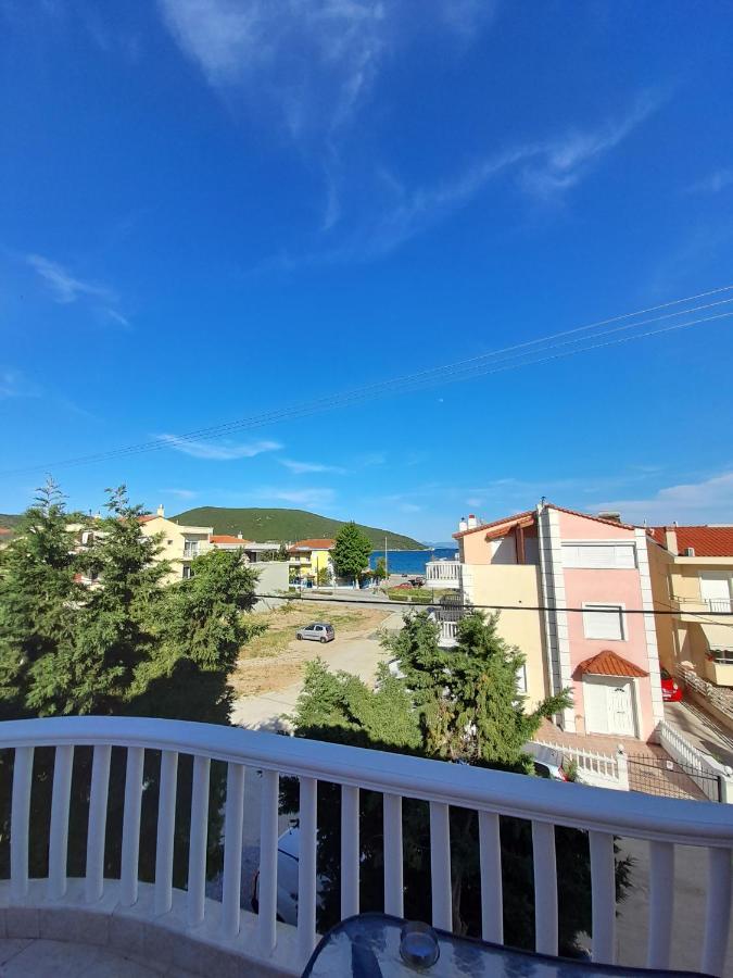 El Sol Apartment Néa Péramos Екстериор снимка