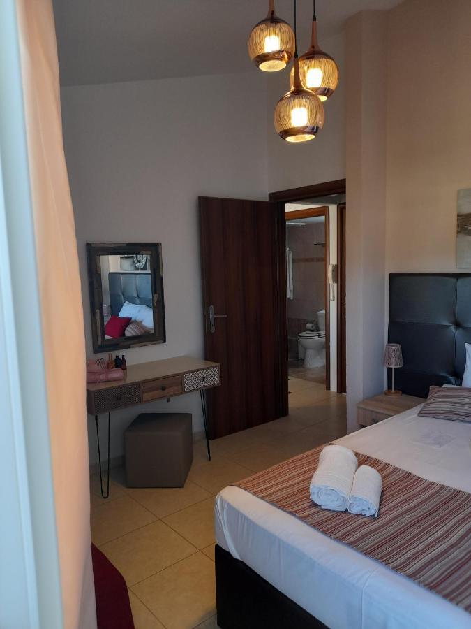 El Sol Apartment Néa Péramos Екстериор снимка
