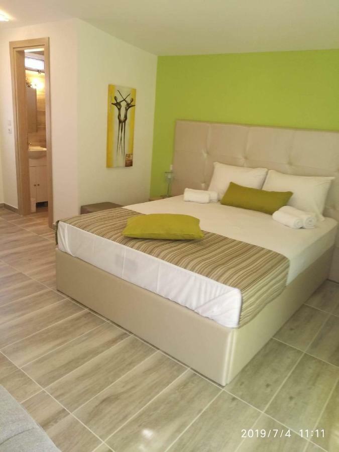 El Sol Apartment Néa Péramos Екстериор снимка