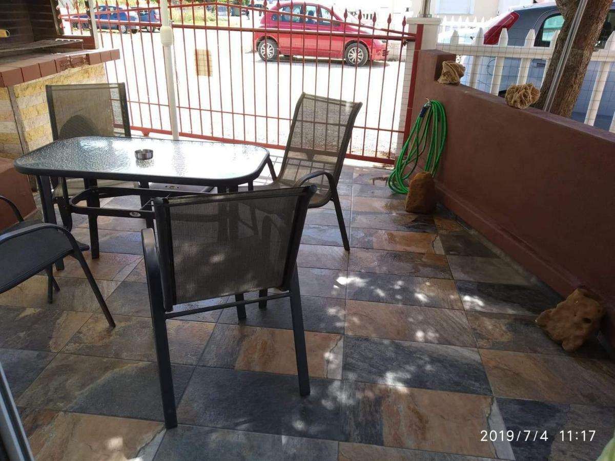 El Sol Apartment Néa Péramos Екстериор снимка